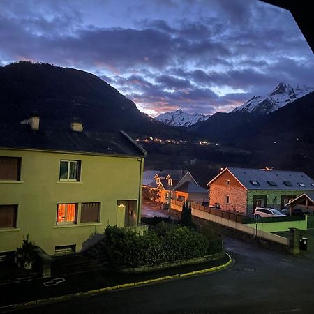 Appartement Cocoon Avec Jardin Et Vue Montagne 拉兰 外观 照片