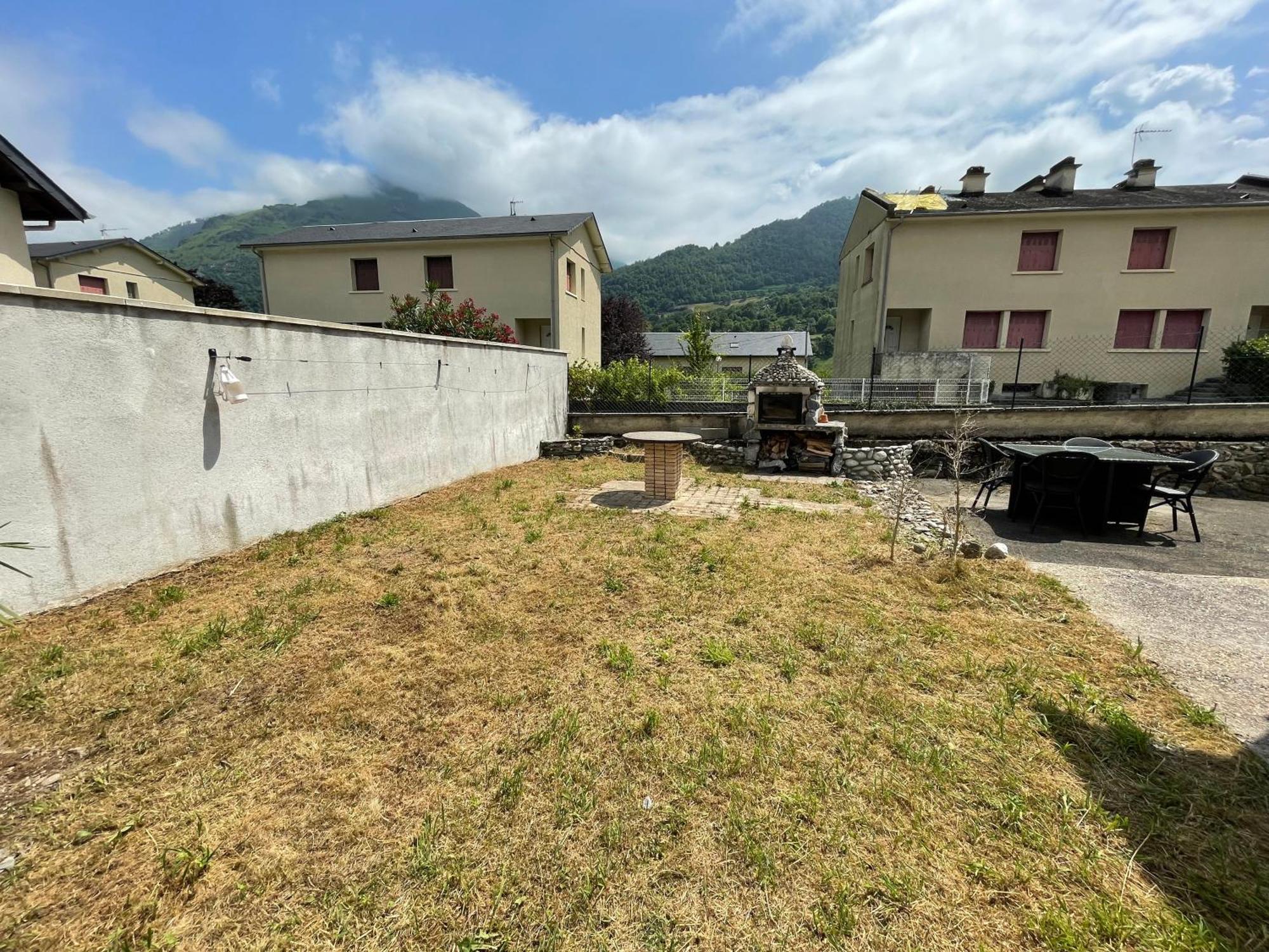 Appartement Cocoon Avec Jardin Et Vue Montagne 拉兰 外观 照片