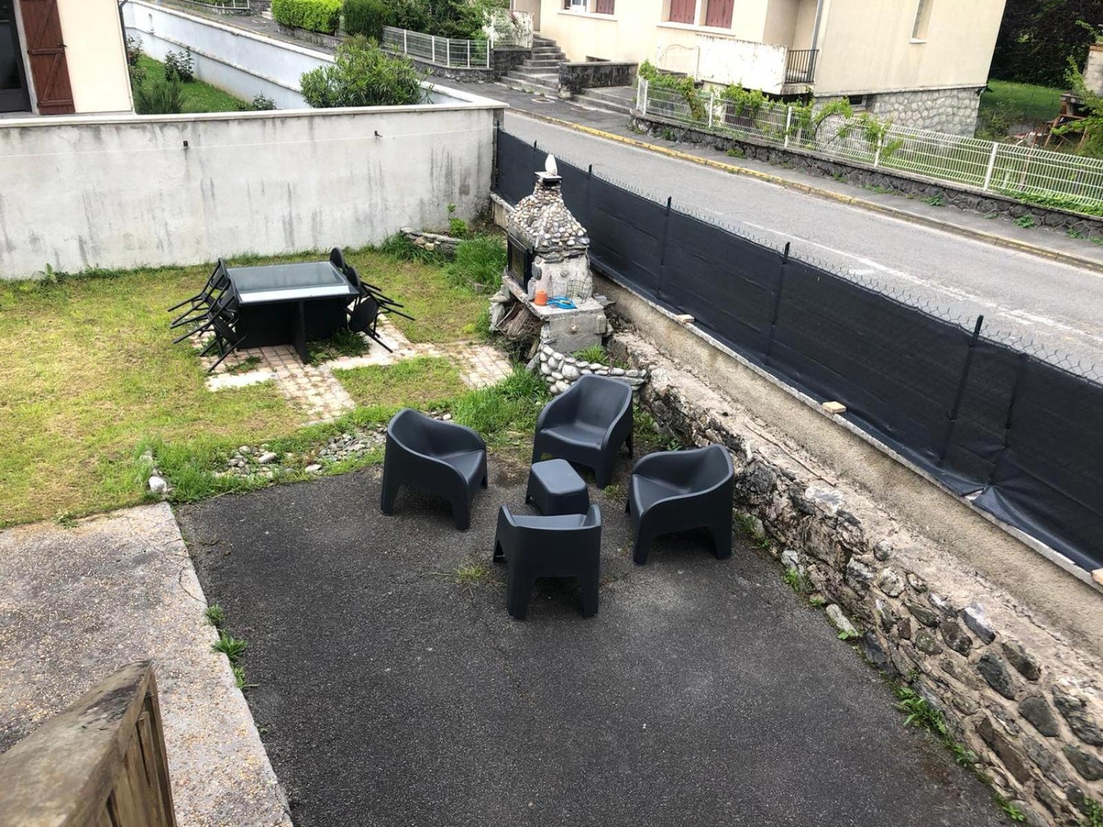 Appartement Cocoon Avec Jardin Et Vue Montagne 拉兰 外观 照片